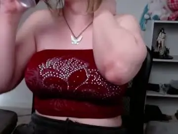 Chaturbate Free Live Porn of krystalsyxx