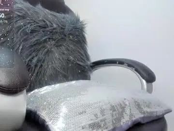Chaturbate Watch Live Sex Cams of yessica_doll
