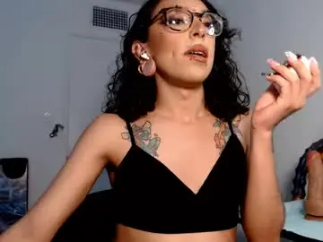 Chaturbate Live Sex of maditron