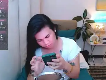 Chaturbate Live Sex Cam of leighcortesi