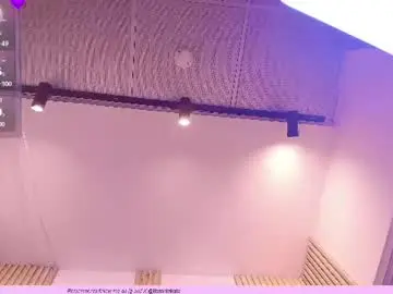 Chaturbate Sex Cam of mhia_kate