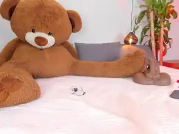 Chaturbate Live Sex Cam of gio_gray