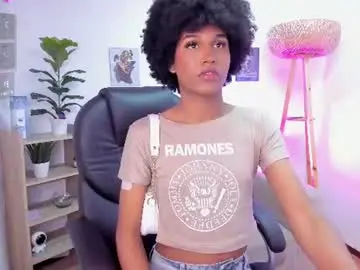 Chaturbate Watch Live Sex Cams of naomisaenz_