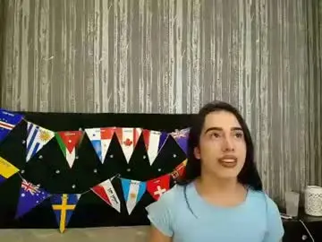 Chaturbate Live Sex Cam of alicee_moonn