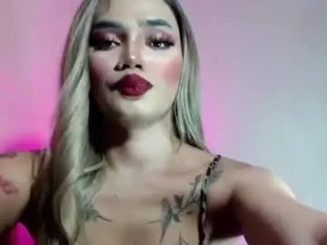 Chaturbate Adult Video Chat of sexyhotbabe18