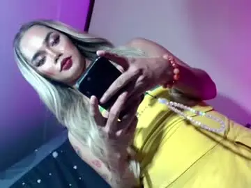 Chaturbate Sex Chat of sexyhotbabe18