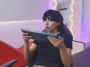 Chaturbate Live Sex Cam of bunny_tay1