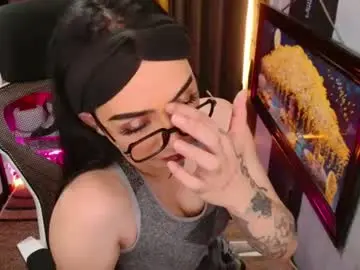 Chaturbate Live Sex of yassiered