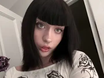 Chaturbate Nude Webcam of vailyreb