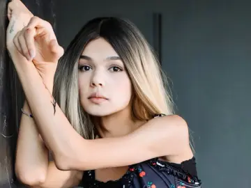 Livejasmin Live Porn of LizzyDelRey