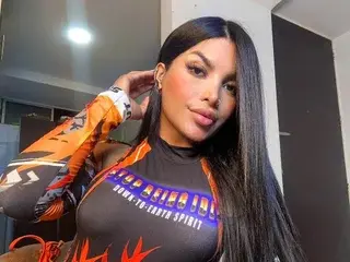 Streamate Free Porn Cam of XXLATINAHOTXX