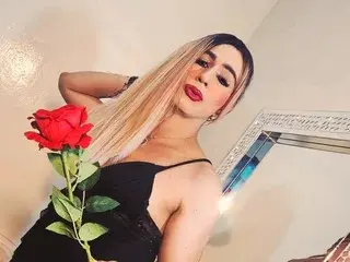 Streamate Free Porn Cam of NicolleMorrisx