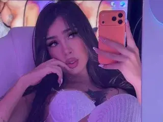 Streamate Watch Live Sex Cams of JulietaBom