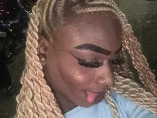 Streamate Free Live Porn of vicky_hottei