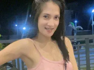 Streamate Private Sex Chat of ursexyHOTBABE69