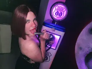 Streamate Live Sex Cam of GlossyyBratz