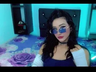 Streamate Live Porn of kinverlysexyxx