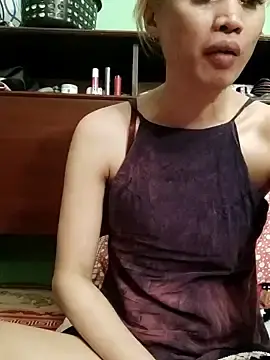 Stripchat Best Webcam of QueenSoreal