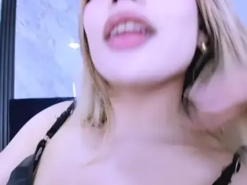 Stripchat Live Sex Cam of Keendall__