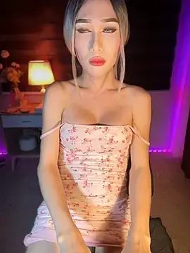 Stripchat Best Webcam of VaVaVoom_
