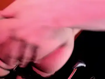 Stripchat Adult Webcam of sourcherryes