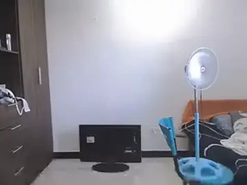 Stripchat Sex Cam of Mirage_Sertori