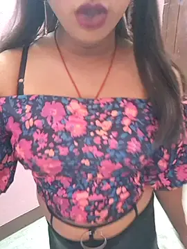 Stripchat Free Live Porn of glitchwaligirl