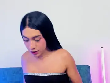 Stripchat Free Porn Cam of KristallSwan