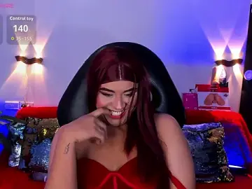 Stripchat Free Porn Cam of Emili_Roux