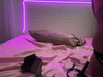 Stripchat Sex Cam of Shynesse21