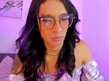 Stripchat Adult Webcam of Maddie_Ray