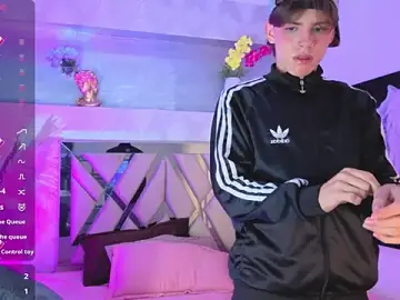 Stripchat Free Porn Cam of zarina_winslow