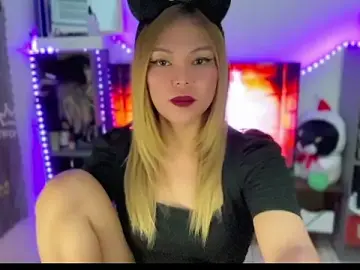 Stripchat Nude Webcam of hannaBaby_lisyos11