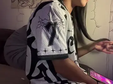Stripchat Adult Webcam of tsjaden777