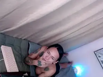 Stripchat Free Porn Cam of NathalieMea