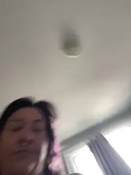 Stripchat Sex Cam of Buzi-Nymph