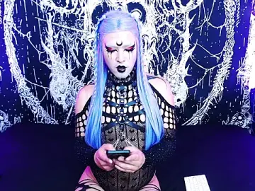 Stripchat Free Live Porn of naomi_satan