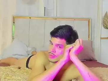 Stripchat Private Sex Chat of sneaky_finn