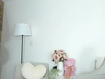 Stripchat Sex Cam of khloelatin