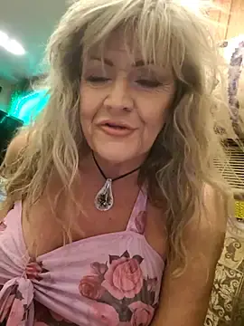 Stripchat Live Sex Cam of annika_lately