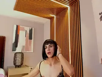 Stripchat Live Sex Cam of Dasha_Rouse1