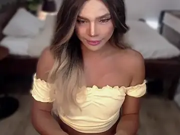 Stripchat Sex Cam of liaa_lurrecams