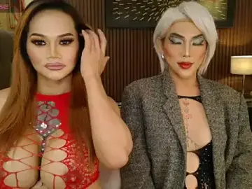 Stripchat Free Live Porn of PrettyHorseCockTrans