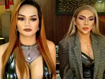 Stripchat Free Porn Cam of PrettyHorseCockTrans