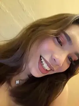 Stripchat Free Live Porn of SideChick_Bunny