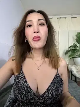 Stripchat Sex Cam of Tony_8706