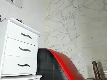 Stripchat Free Porn Cam of Natasha_Of_The_Rose