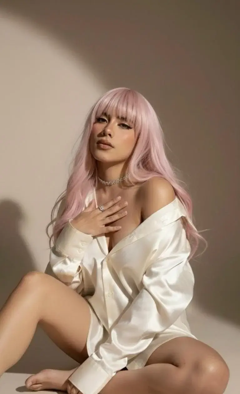Kylie_Hugecock