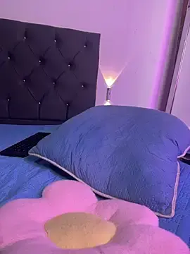 Stripchat Sex Cam of Baby-Angel777