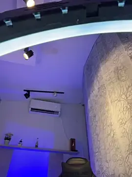 Stripchat Live Sex of saracaball_